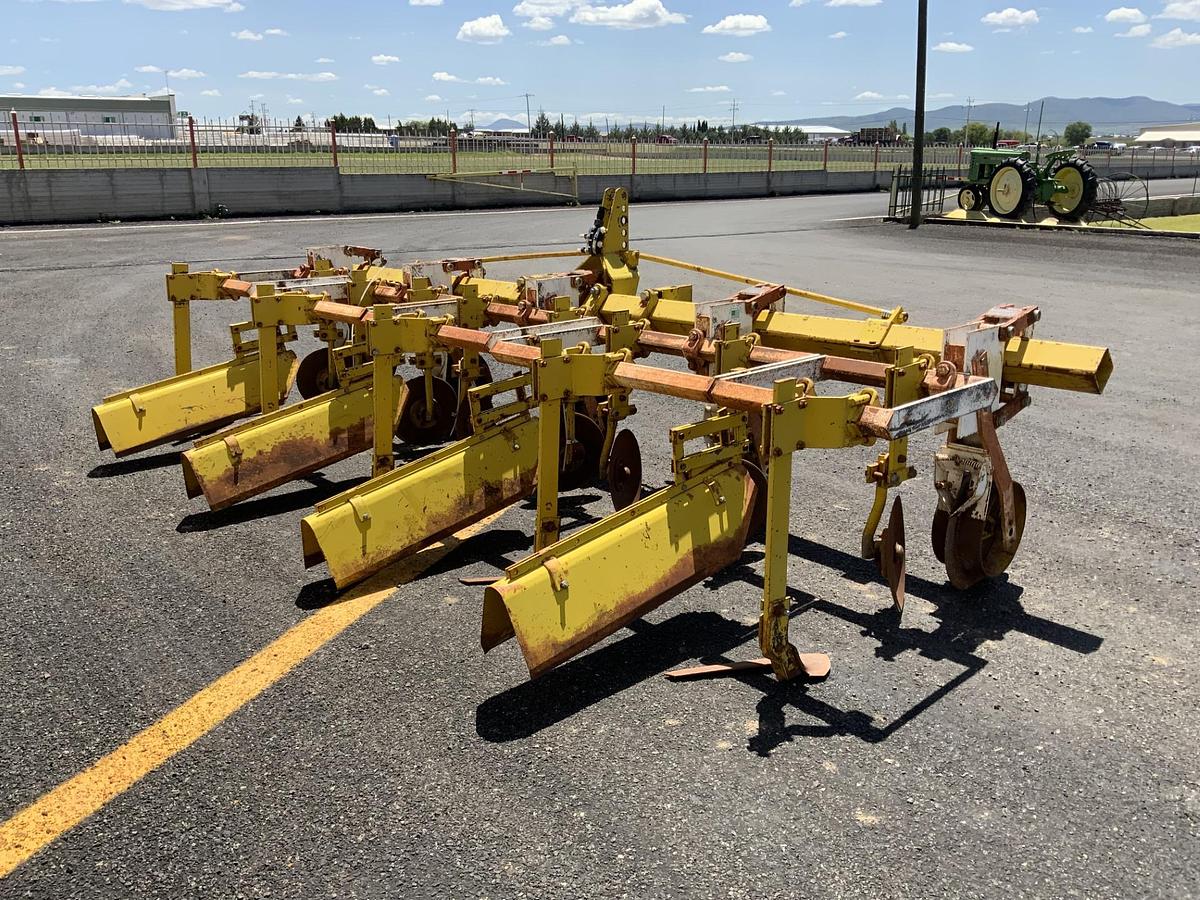 Usado JOHN DEERE® 1100