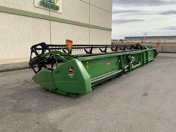 Usado 2010 JOHN DEERE® 635F