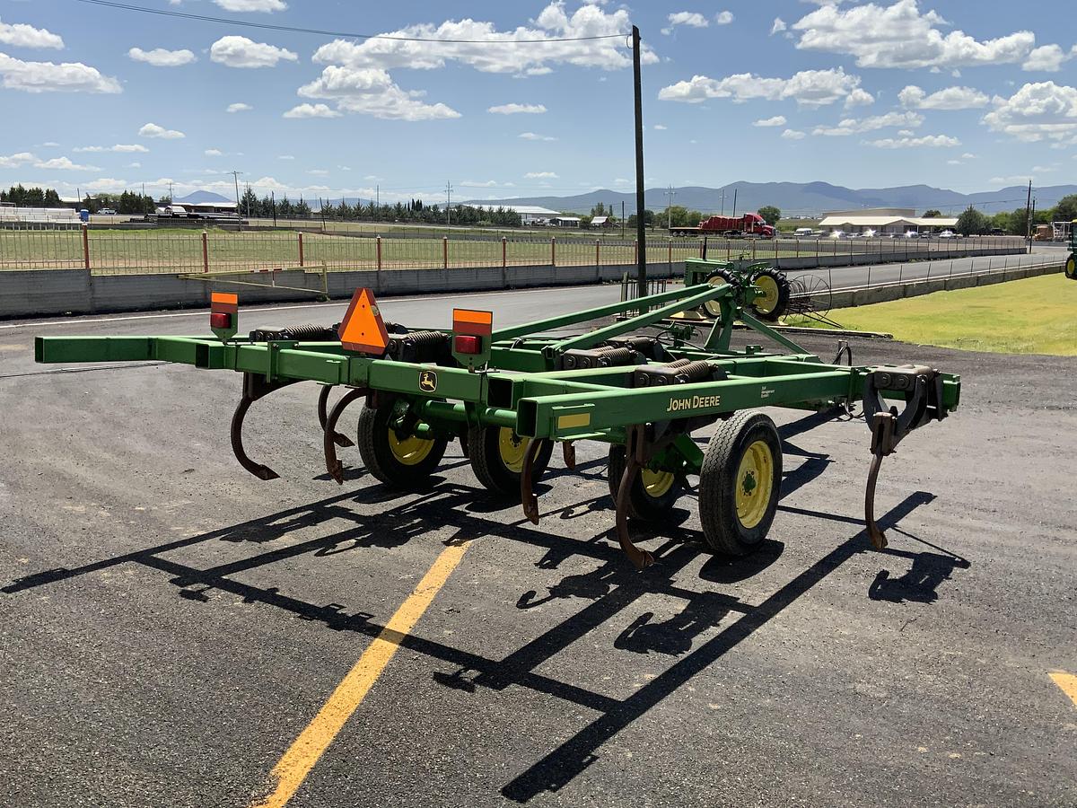 Usado JOHN DEERE® 512
