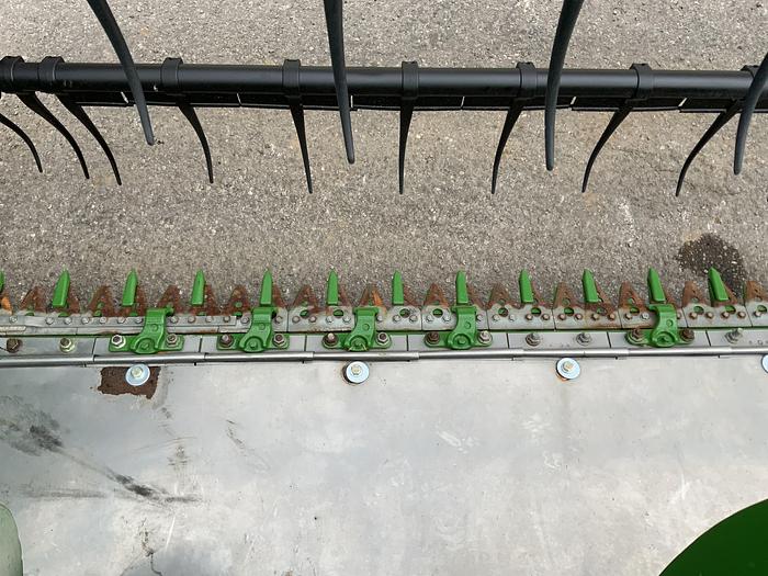 Usado 2005 JOHN DEERE® 630F