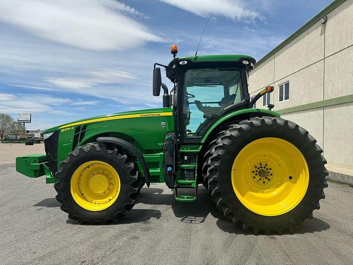 Usado 2018 JOHN DEERE 8295R