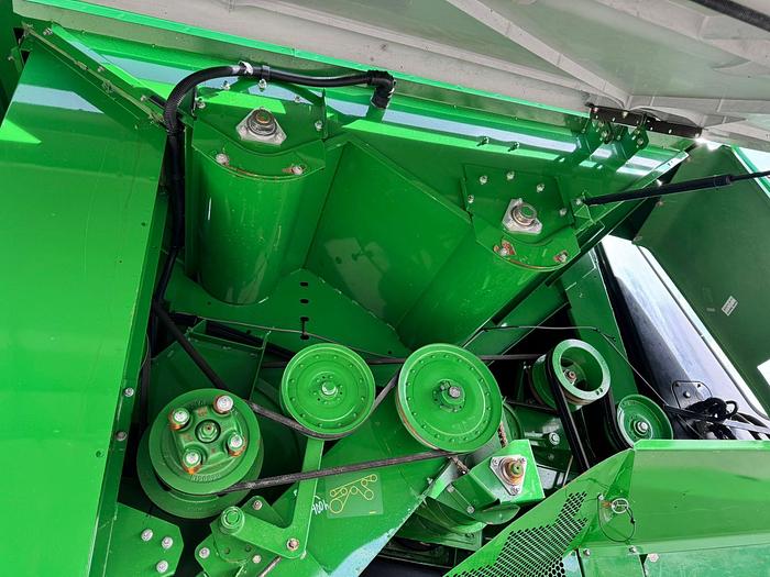 Usado 2009 JOHN DEERE® 9770STS