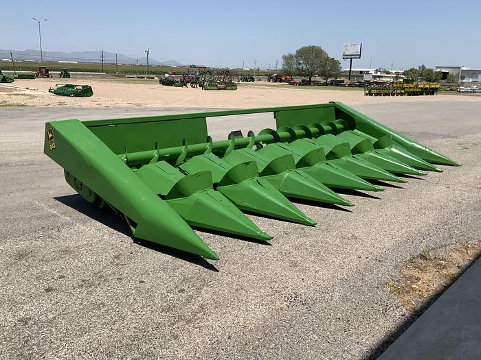 Usado JOHN DEERE® 843