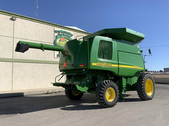 Usado 2003 JOHN DEERE® 9650STS