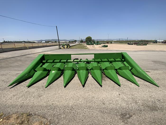 Usado JOHN DEERE® 843