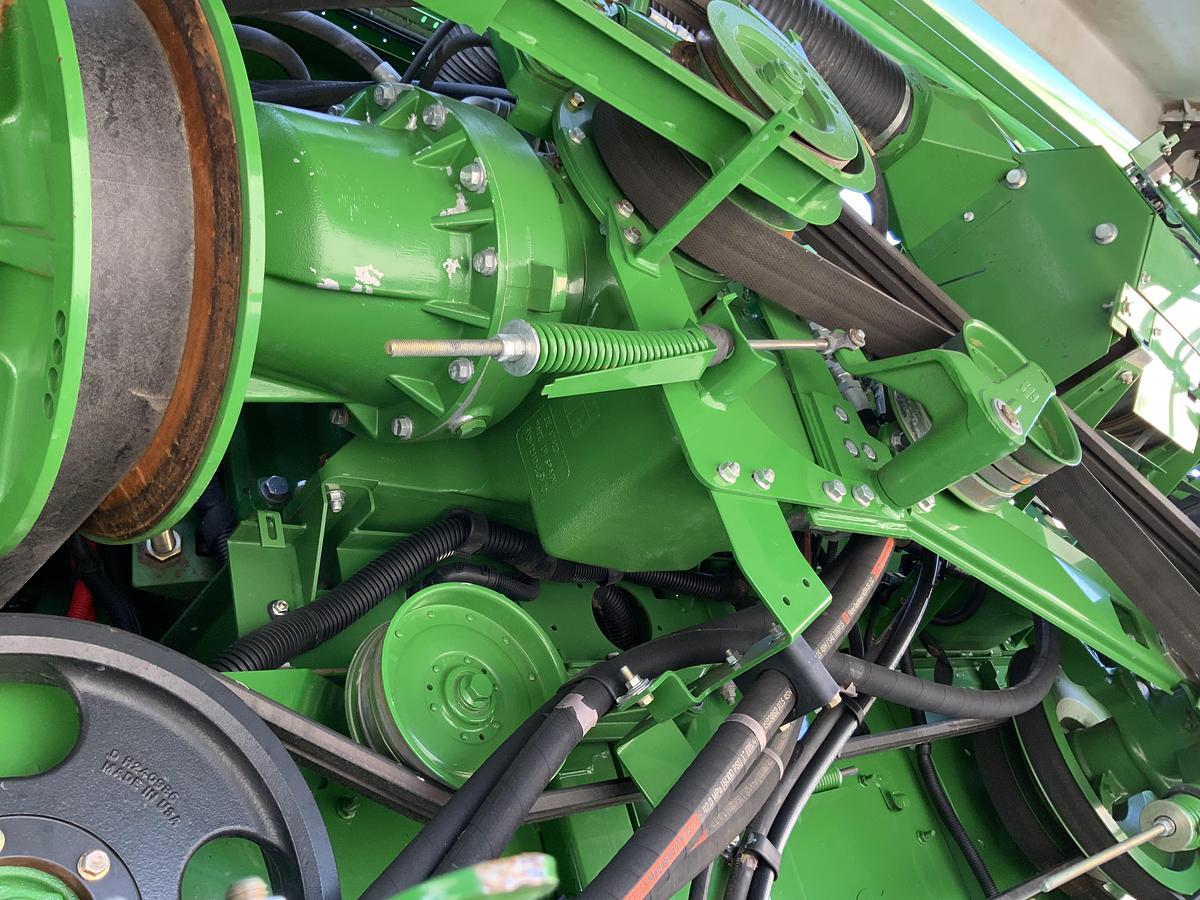 Usado 2012 JOHN DEERE® S670