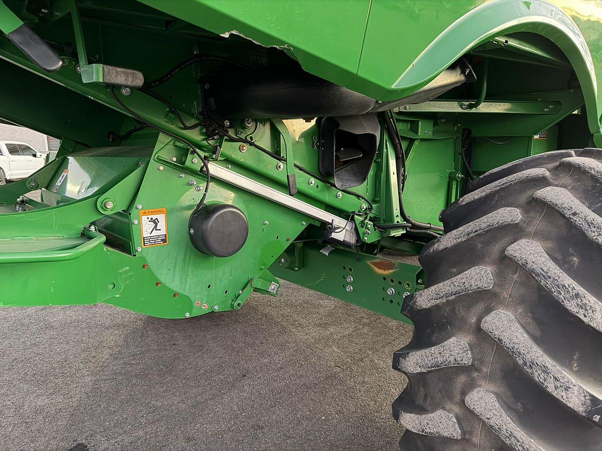 Usado 2014 JOHN DEERE® S670