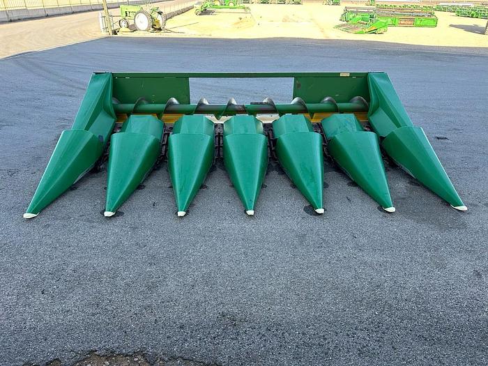 Usado JOHN DEERE® 643