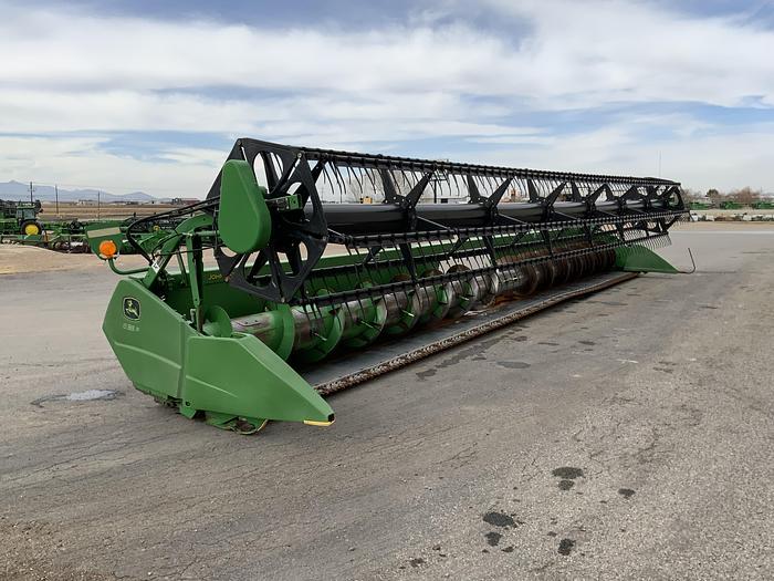 Usado 2008 JOHN DEERE® 635F