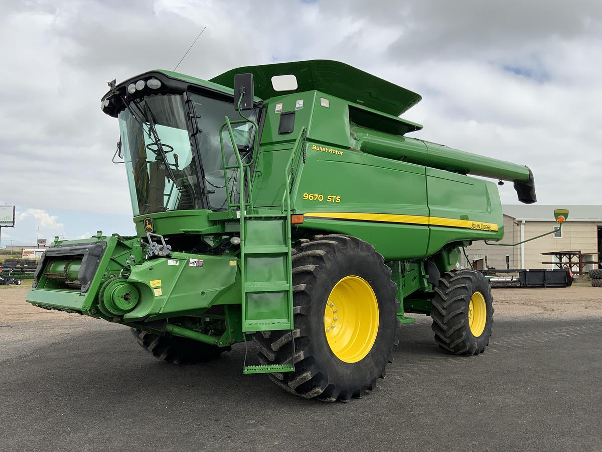 Usado 2009 JOHN DEERE® 9670STS Bullet Rotor