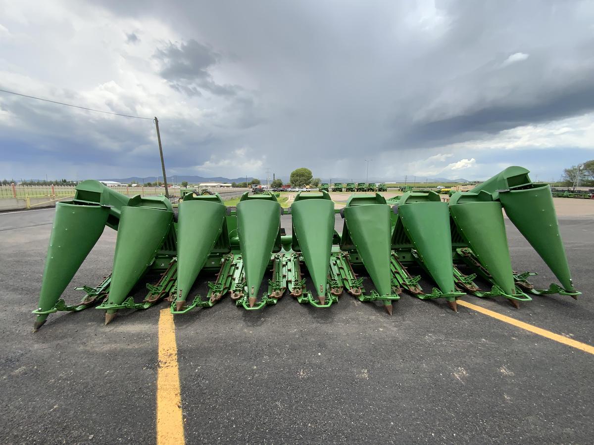 Usado 1997 JOHN DEERE® 893