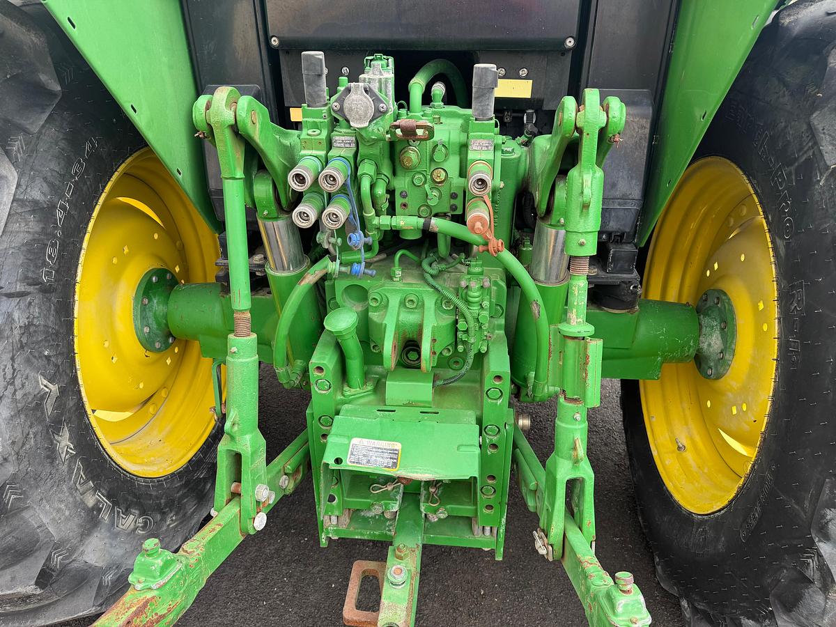 Usado 2011 JOHN DEERE® 6430