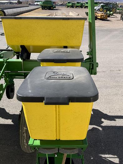 Usado JOHN DEERE® 7000