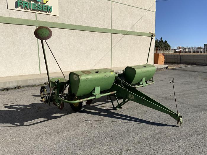 Usado JOHN DEERE® 494