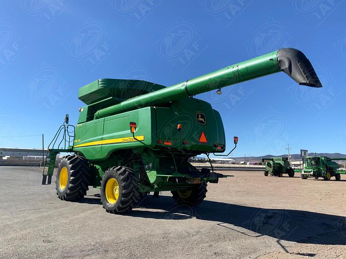 Usado 2010 JOHN DEERE 9770STS
