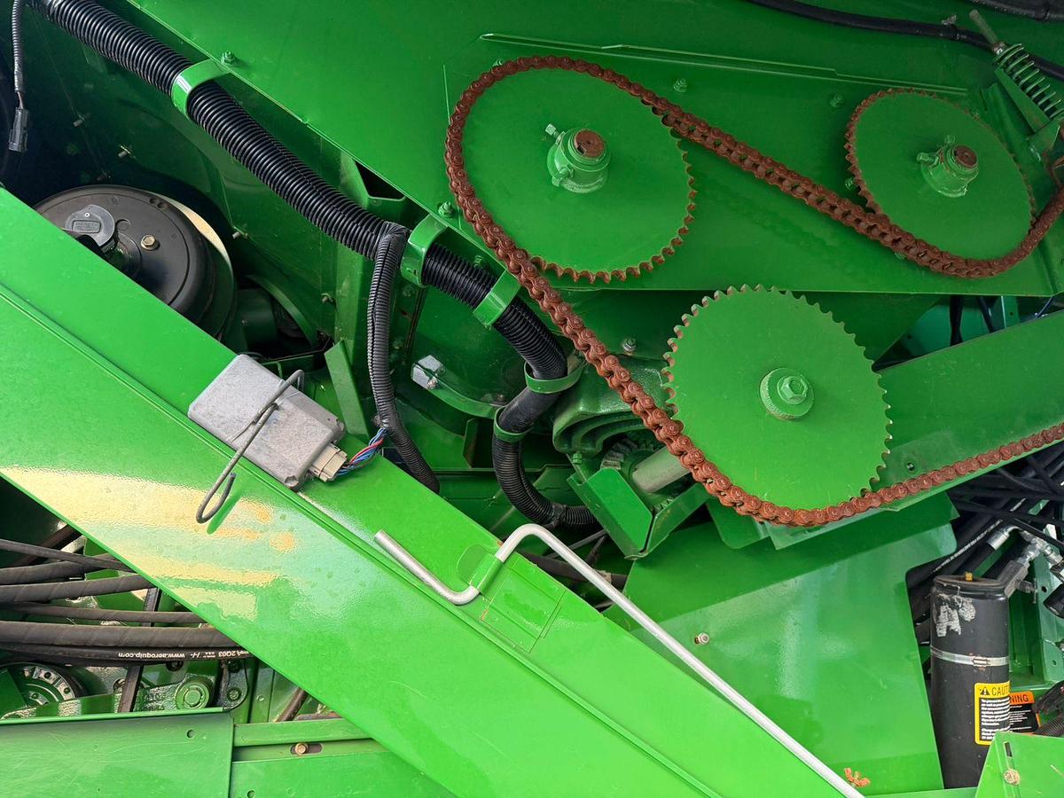 Usado 2003 JOHN DEERE® 9550