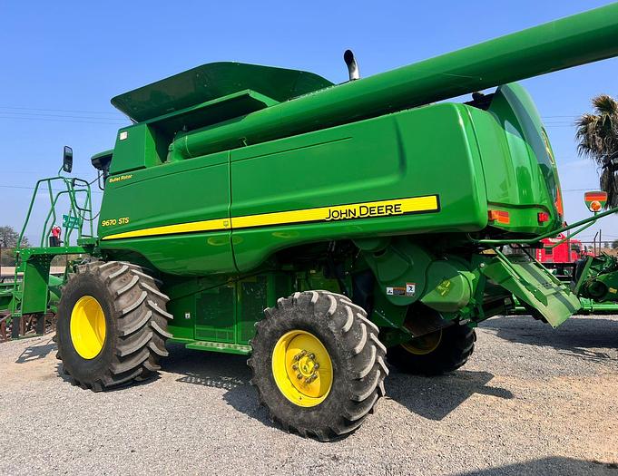Usado JOHN DEERE® 9670STS