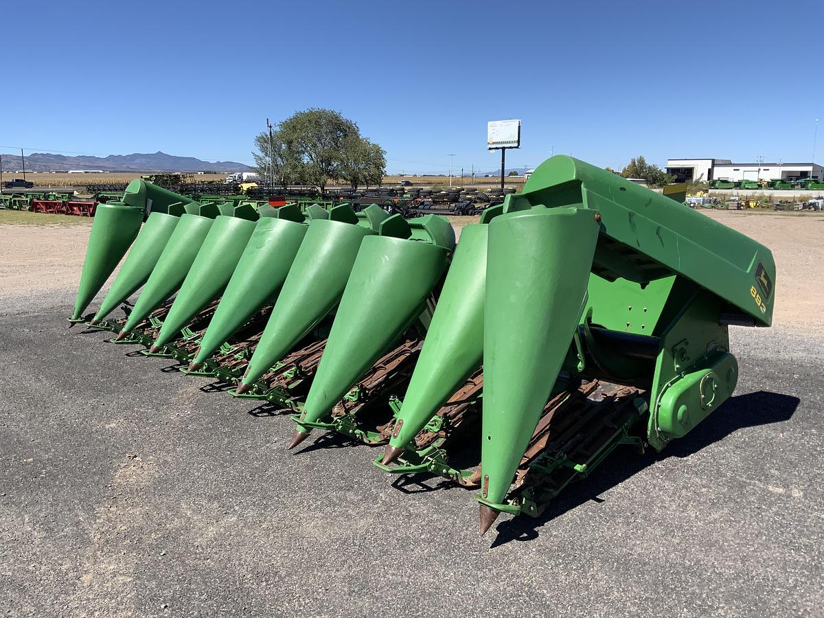 Usado 1999 JOHN DEERE® 893