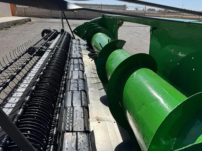 Usado JOHN DEERE® 914P