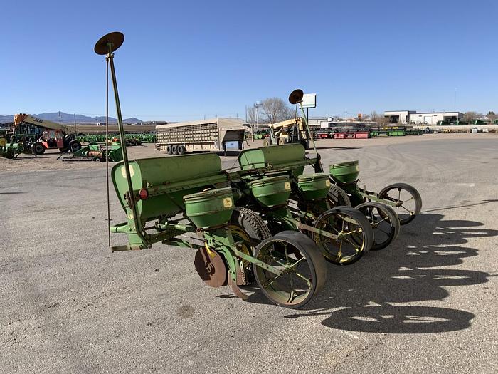 Usado JOHN DEERE® 494