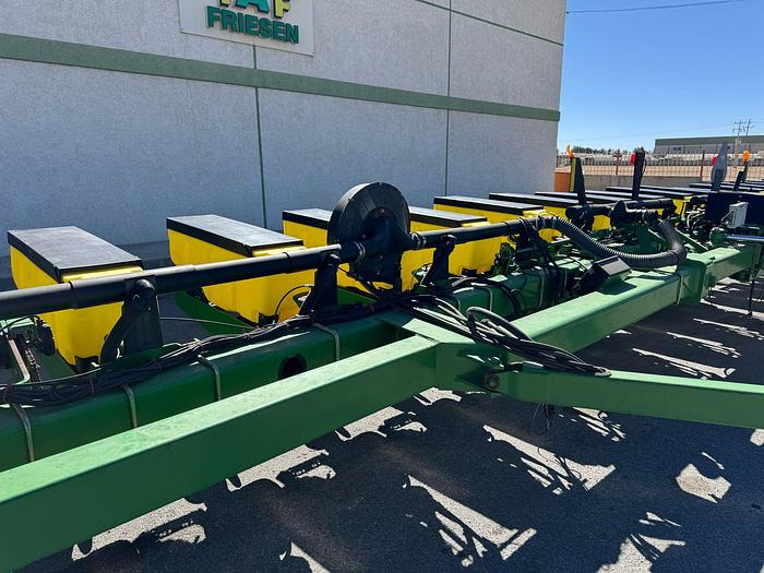 Usado JOHN DEERE® 1770