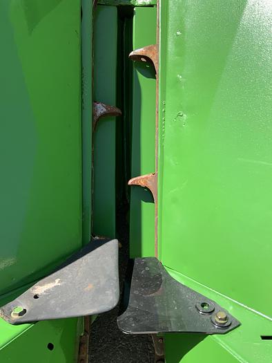 Usado JOHN DEERE® 643