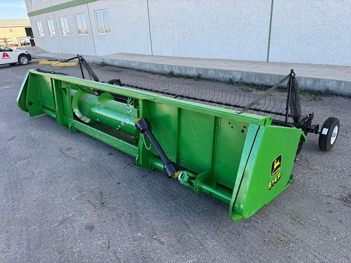 Usado JOHN DEERE® 914P