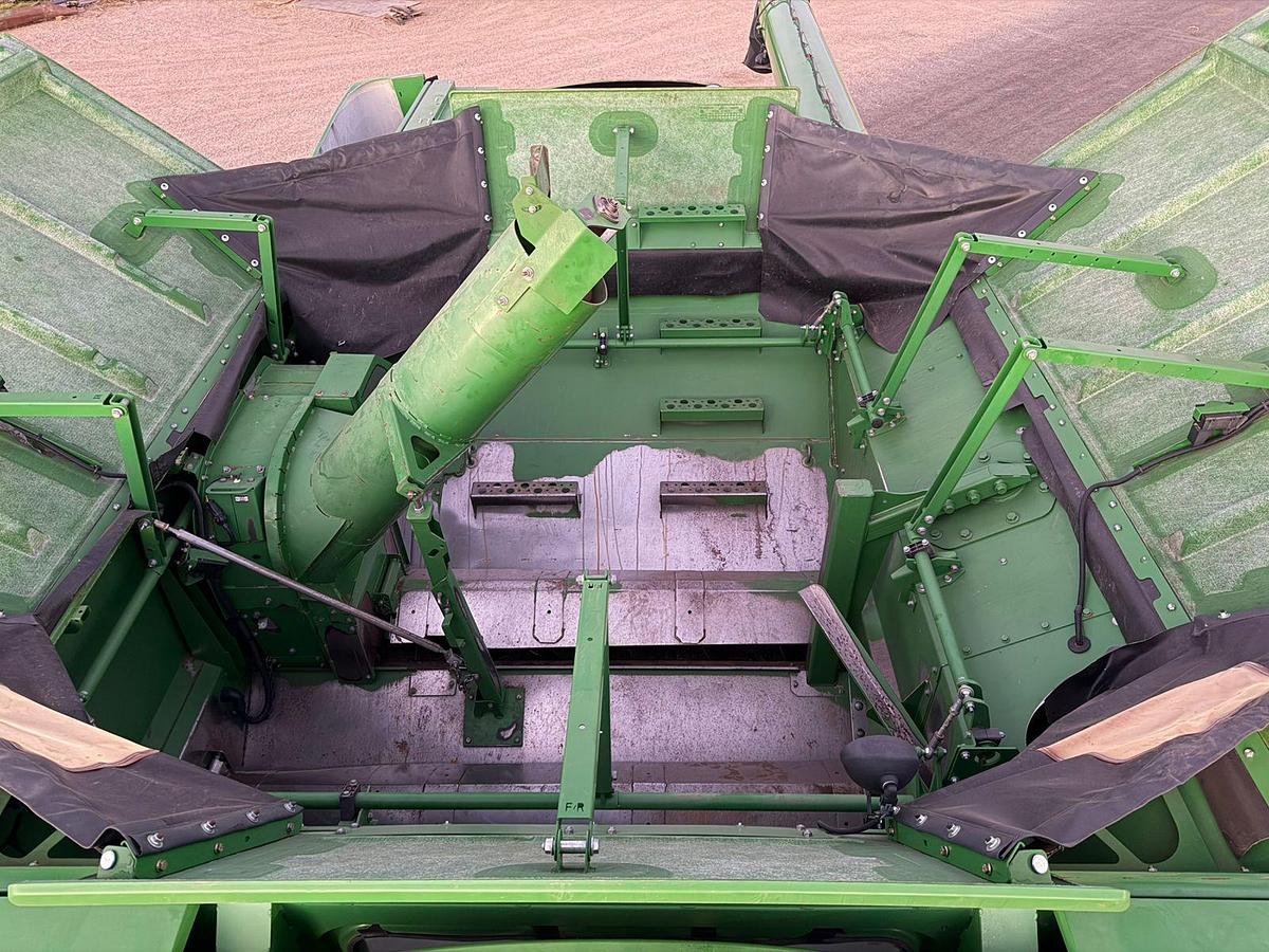 Usado 2014 JOHN DEERE® S670