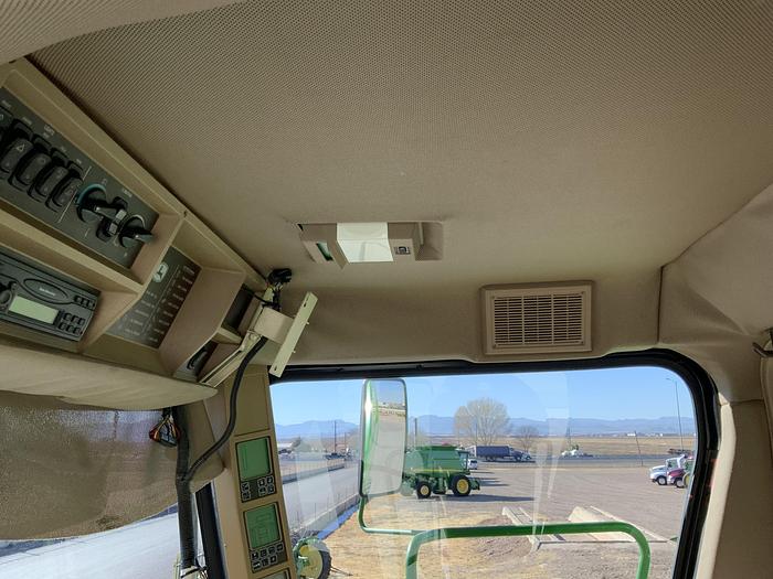 Usado 2003 JOHN DEERE® 9650STS