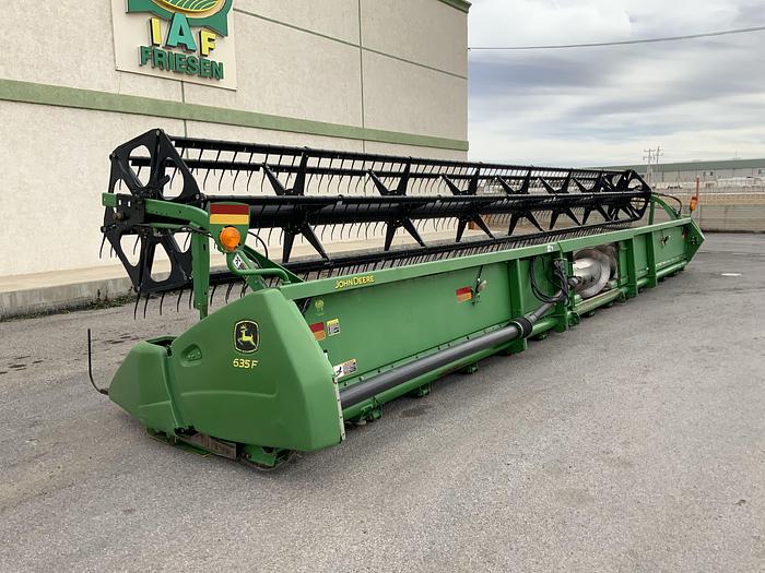 Usado 2008 JOHN DEERE® 635F