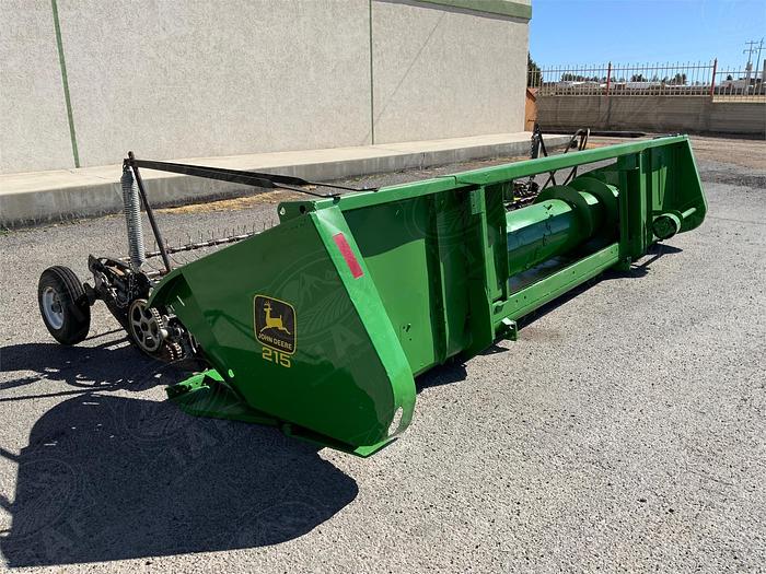 Usado JOHN DEERE® 215