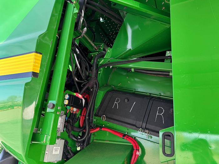 Usado 2009 JOHN DEERE® 9770STS