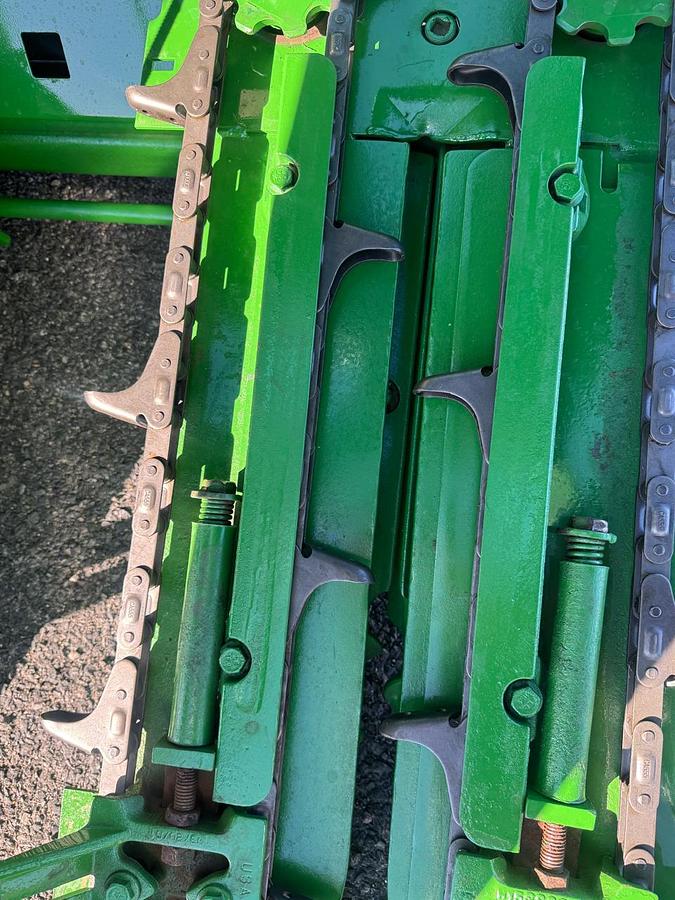 Usado 2002 JOHN DEERE® 893