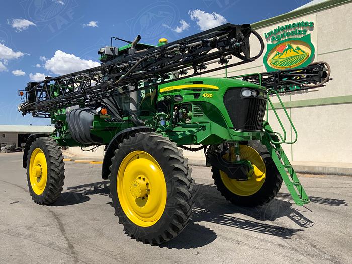 Usado 2010 JOHN DEERE 4730