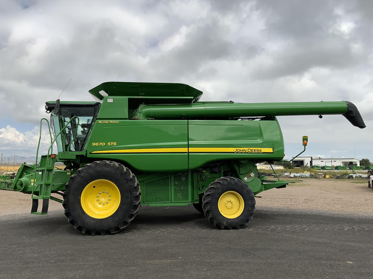 Usado 2009 JOHN DEERE® 9670STS Bullet Rotor