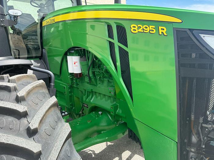 Usado 2018 JOHN DEERE 8295R