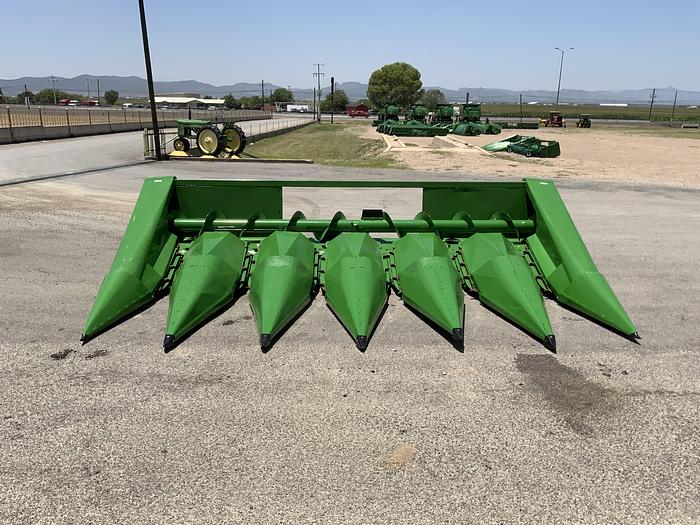 Usado JOHN DEERE® 643