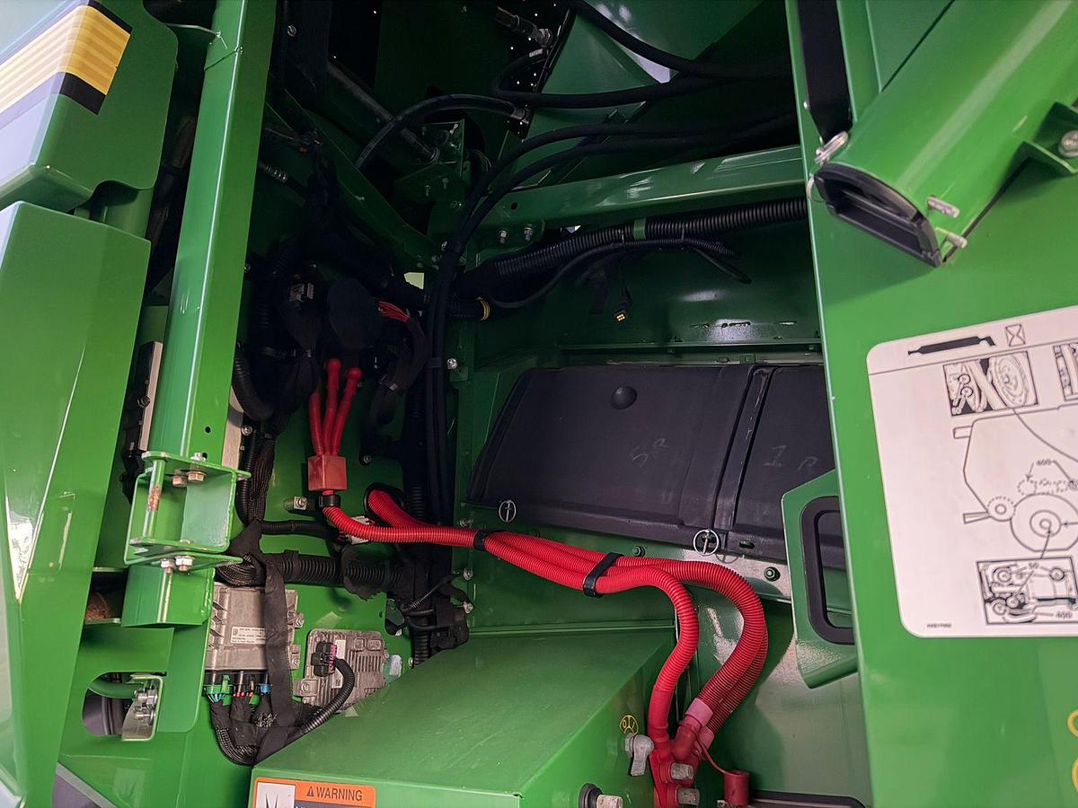 Usado 2014 JOHN DEERE® S670