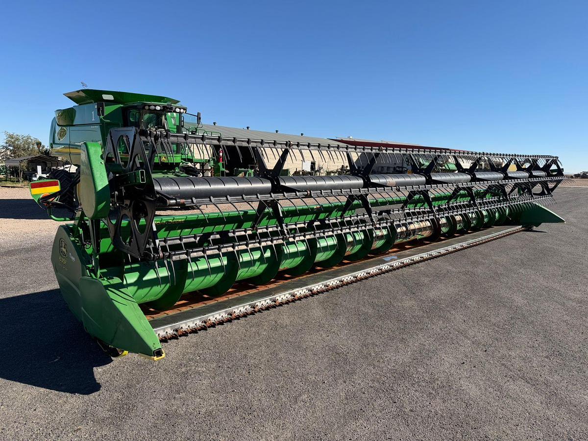 Usado 2009 JOHN DEERE® 635F