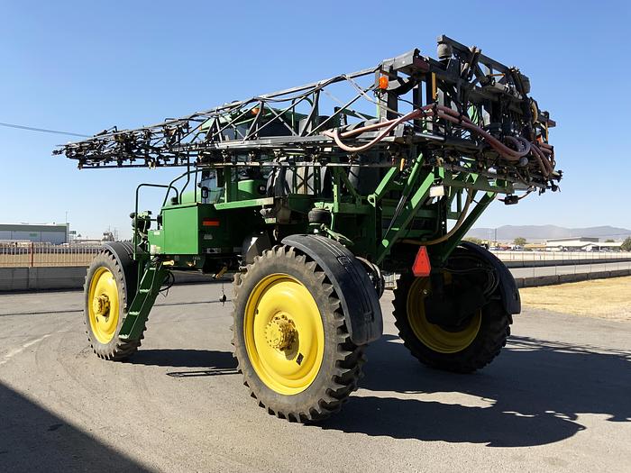 Usado JOHN DEERE® 4710
