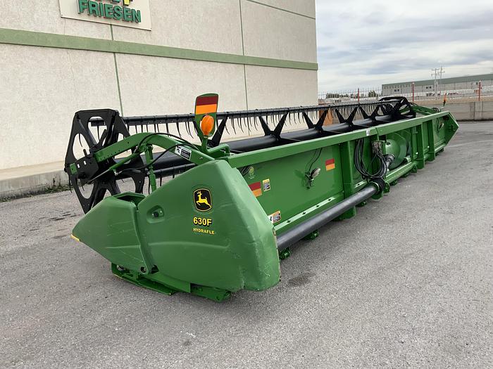 Usado 2005 JOHN DEERE® 630F
