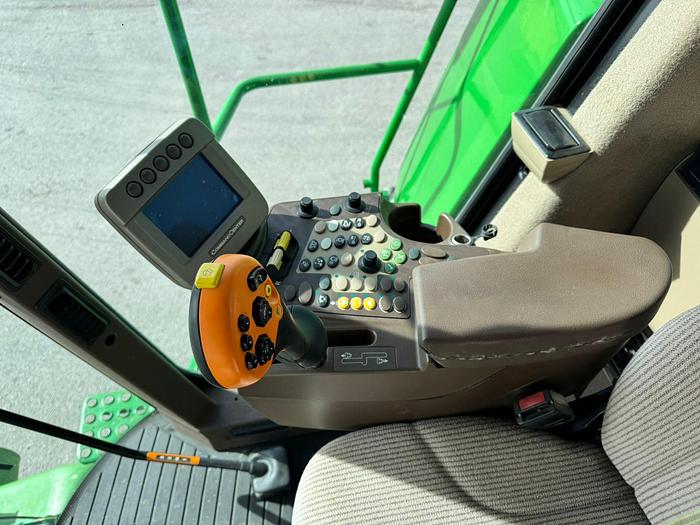 Usado 2009 JOHN DEERE® 9770STS