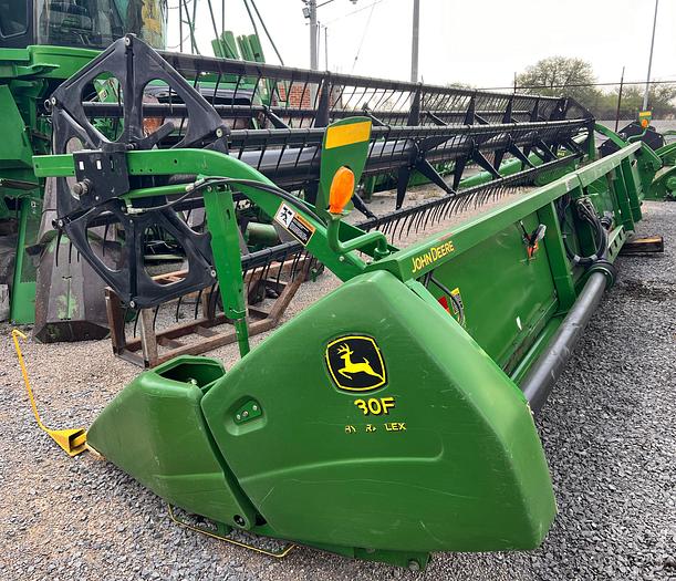 Usado JOHN DEERE 630F