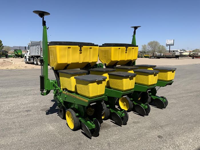 Usado JOHN DEERE 7100