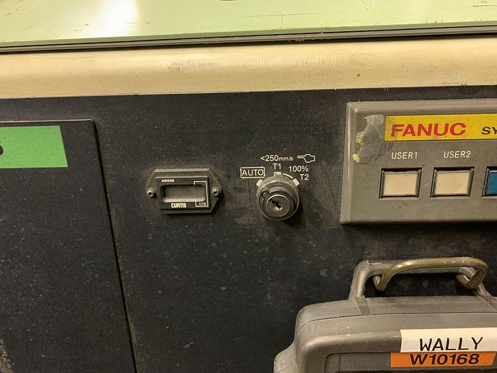 Used FANUC ARCMATE 120iB 6 AXIS CNC ROBOT WITH RJ3iB