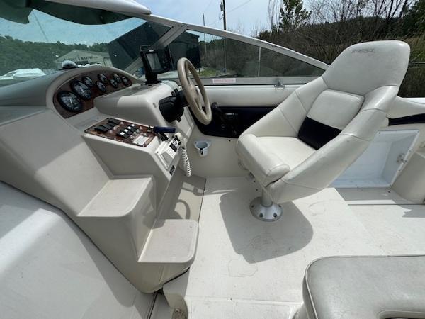 Used 1995 Regal Commodore 258