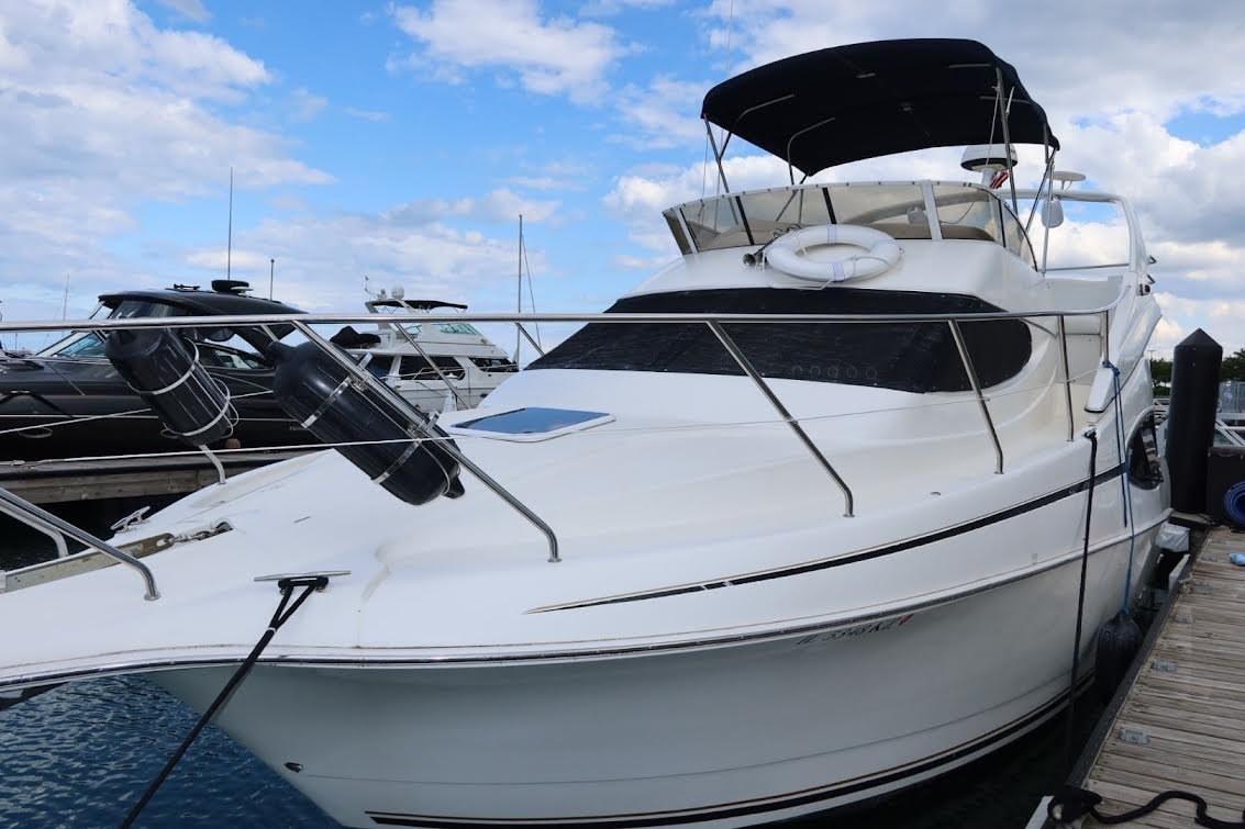 Used 2000 Silverton 330 Sport Bridge