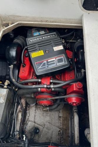 1993 Carver 280 Mid Cabin Express