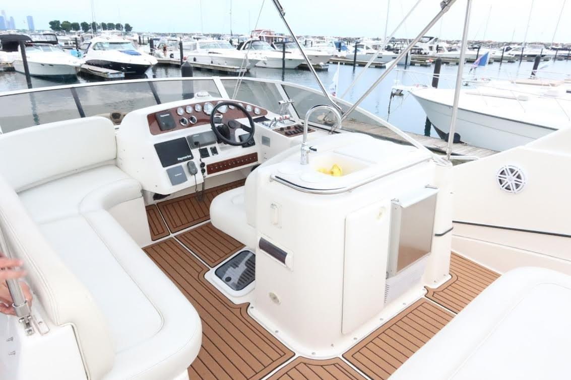 Used 2000 Silverton 330 Sport Bridge