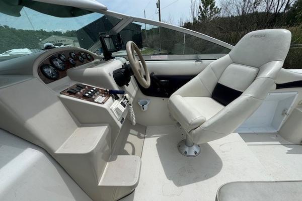 Used 1995 Regal Commodore 258